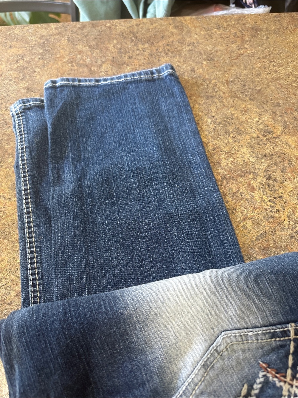 Maurices Dark Blue Straight Leg Jeans with Embroidered Pocket. Never worn - Picture 3 of 5